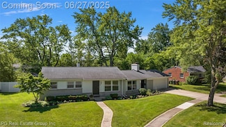 4550 Justine St, Shelby Township, MI 48317