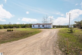 10841 Johnson Rd, Mancelona, MI 49659