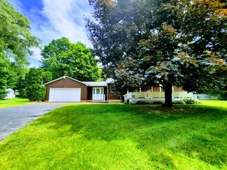 12323 Russell St, Bear Lake, MI 49614