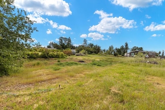 5782 Deerpark Ln, Paradise, CA 95969