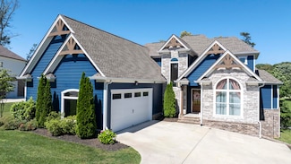 206 Goose Creek Cir, Soddy Daisy, TN 37379