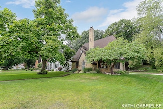 1001 Sheldon Rd, Grand Haven, MI 49417