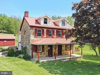 7160 Little Cove Rd, Mercersburg, PA 17236