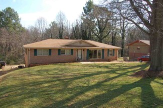 105 New Perry Rd, Greenville, SC 29617