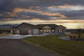 12 Bend View Ln, Great Falls, MT 59404