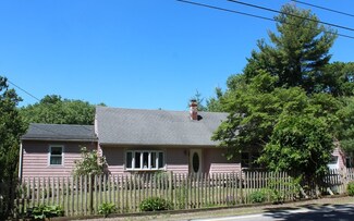 25 Mendon St, Upton, MA 01568