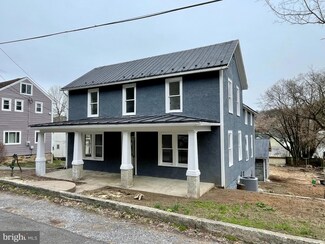 364 Wilkes St, Berkeley Springs, WV 25411