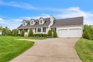 113 Sunburst Ct, Butler, PA 16001