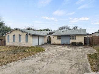 4207 Bayliss St, San Antonio, TX 78233
