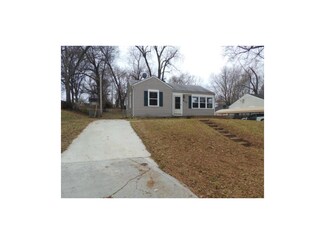 817 NE 46th St, Kansas City, MO 64116