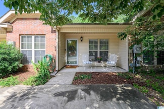 5676 Colony Ln, Birmingham, AL 35226