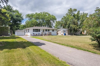 708 Andrews Ave, Detroit Lakes, MN 56501