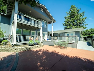 9505 Sturgis Rd, Pasco, WA 99301