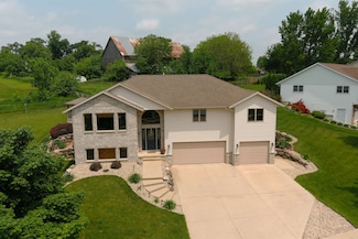 128 Robyn Ridge, Mount Horeb, WI 53572