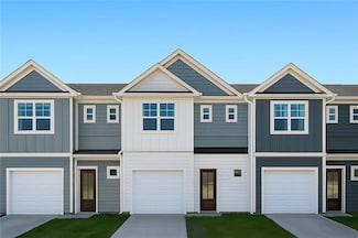 49 Wright St Unit 65, Lavonia, GA 30553