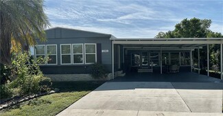 290 Lime Key Ln Unit 142, Naples, FL 34114