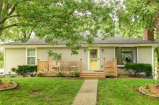 301 W Elk St, Savannah, MO 64485