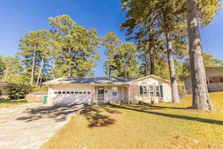 926 Brookwood Dr, El Dorado, AR 71730