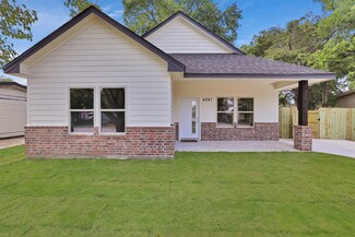 4041 Fontaine St, Fort Worth, TX 76106