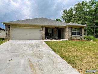 20273 Yarbrough Rd, Athens, AL 35613