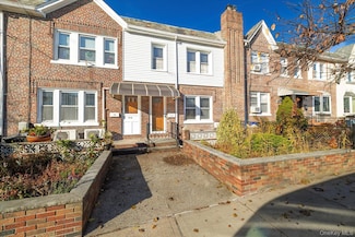 53-54 66th St, Flushing, NY 11378