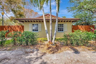 227 NE 12th St, Delray Beach, FL 33444