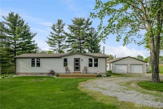979 Smith Rd, Xenia, OH 45385