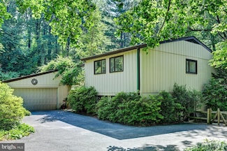 4401 Starview Ct, Glen Arm, MD 21057