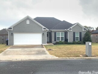 1335 Bird Song Dr, Conway, AR 72032