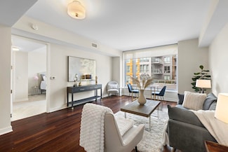 1000 Avenue at Port Imperial Unit 403, Weehawken, NJ 07086