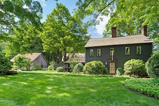 20 Taunton Hill Rd, Newtown, CT 06470