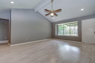 7659 Winkle Wood Ln, Houston, TX 77086