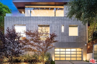 10060 Westwanda Dr, Beverly Hills, CA 90210