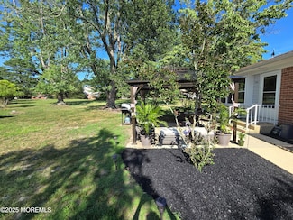 5 Potomac Ln Unit D, Manchester Township, NJ 08759