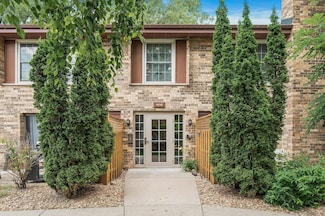 4542 Cedar Lake Rd S Unit 2, Saint Louis Park, MN 55416