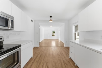 559 NE 68th St Unit 557, Miami, FL 33138