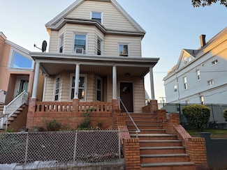 347 Avenue C Unit 3, Bayonne, NJ 07002