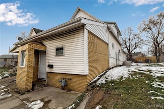 38 Ontario St, Buffalo, NY 14207
