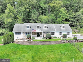 5171 Diehl Rd, Mohnton, PA 19540