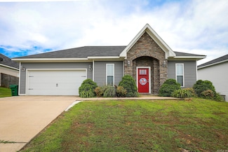 409 Carriage Dr, Benton, AR 72015