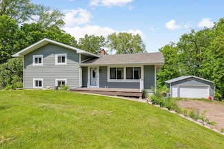 11185 Eastwood Ave SE, Delano, MN 55328