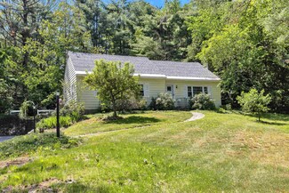 7 Central St, Peterborough, NH 03458