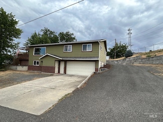 1031 16th Ave, Clarkston, WA 99403