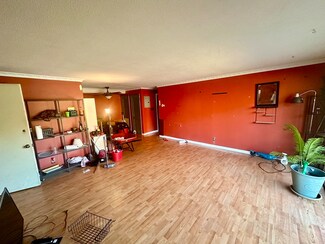 502 Oak St Unit 8, Brockton, MA 02301