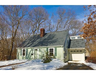 73 Canterbury Rd, Newton Highlands, MA 02461