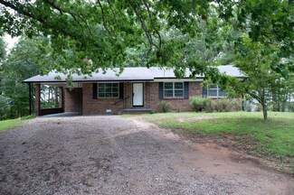 3383 New Bethel Rd, Selmer, TN 38375