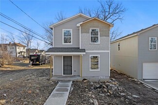 1709 E 41st St, Kansas City, MO 64110