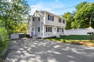 114 North St, North Reading, MA 01864