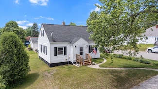 523 NW 5th Ave, Grand Rapids, MN 55744