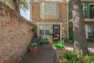 5217 Arboles Dr Unit N, Houston, TX 77035